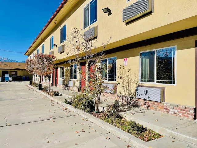 Quality Inn Bishop near Mammoth