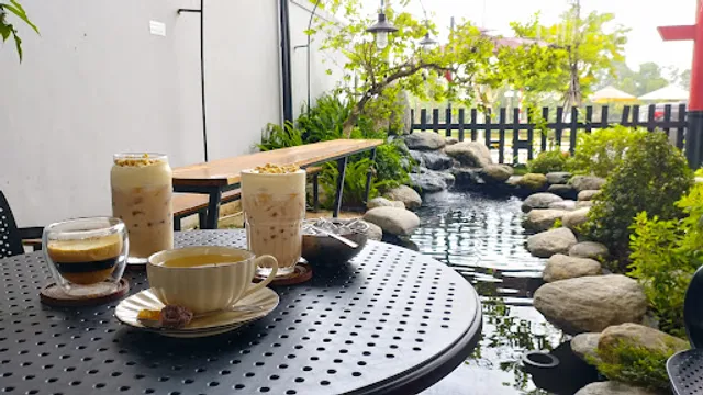 Tiệm Cafe Ăn Sáng Ngon - Heyday Phở Lý Quốc Sư Đồng Hới