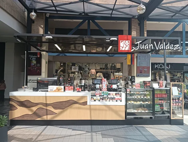 Juan Valdez - Plaza de las Américas