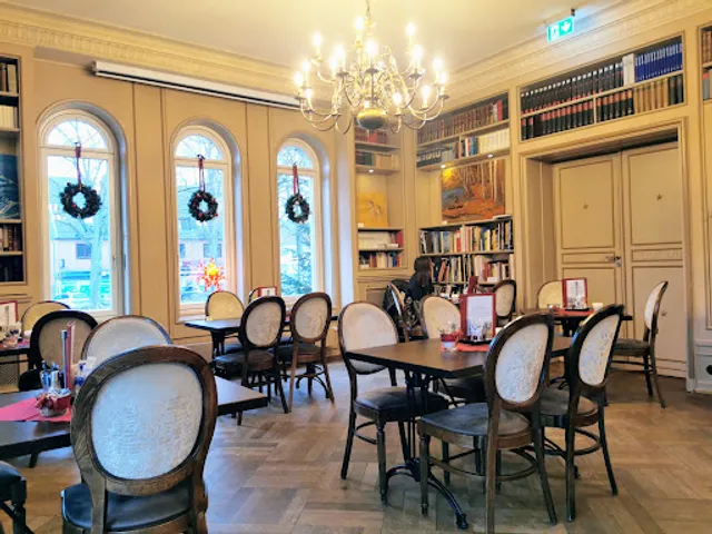 The Villa - Viennese coffee