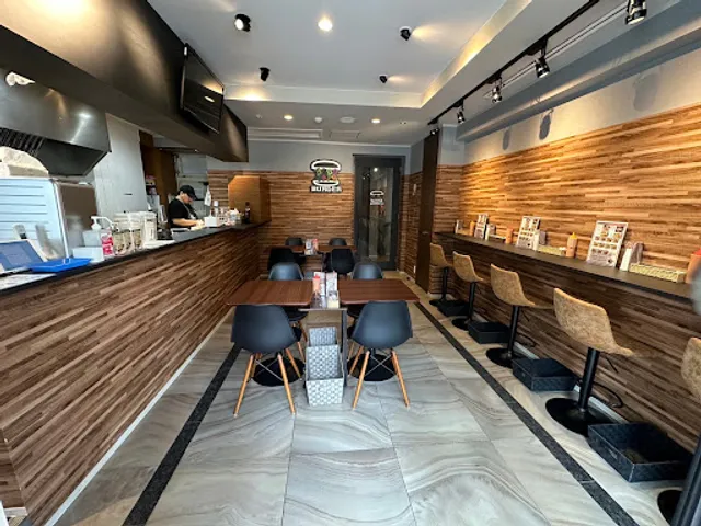 3000日かけて完成した極上ハンバーガー本町靭公園店