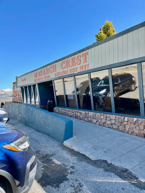Monarch at the Crest - Visitor Center