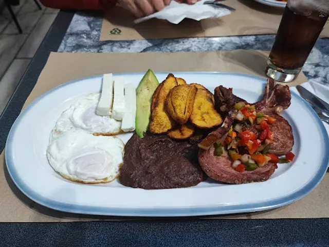 Bar-Restaurant VIRGINIA 3