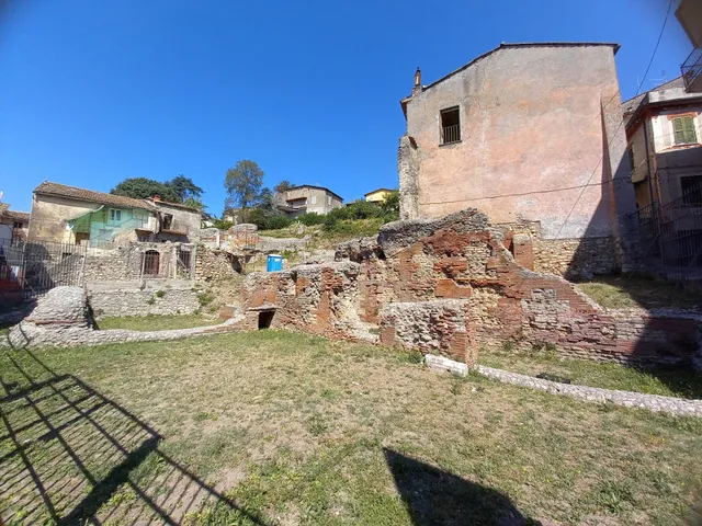 photo-1