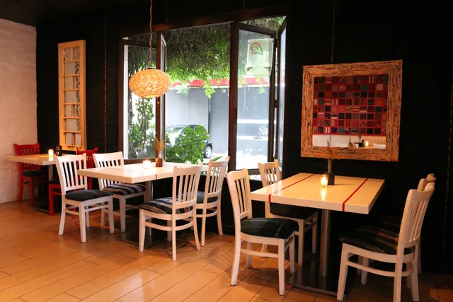 Saúl Bistro Zona 10 (Casa Saúl)