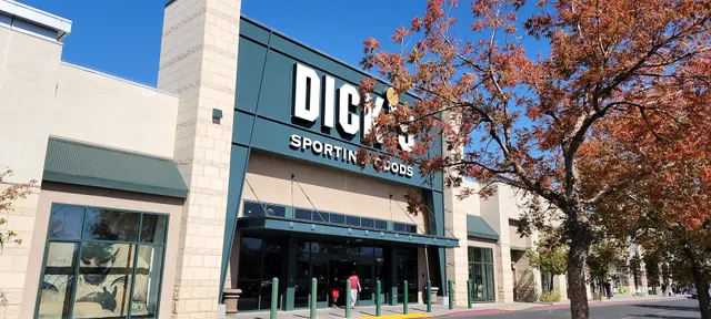 DICK'S Sporting Goods