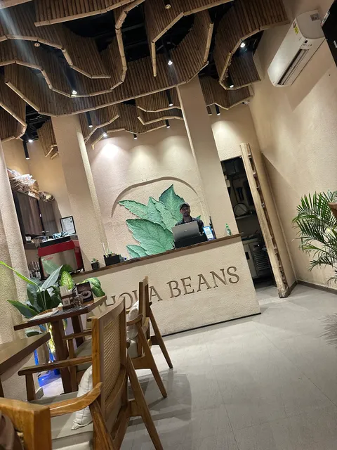 Cafe Hola Beans