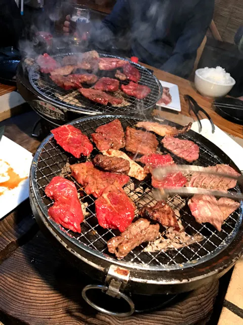 焼肉、もつ鍋、青とうがらし