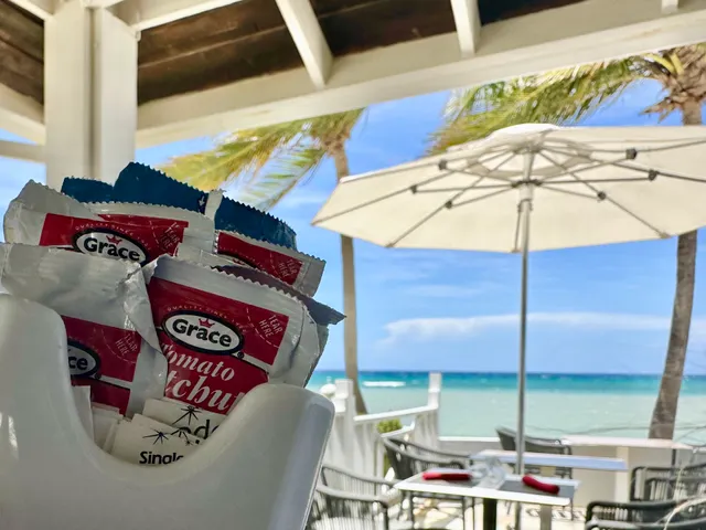 Seaside Bar and grille