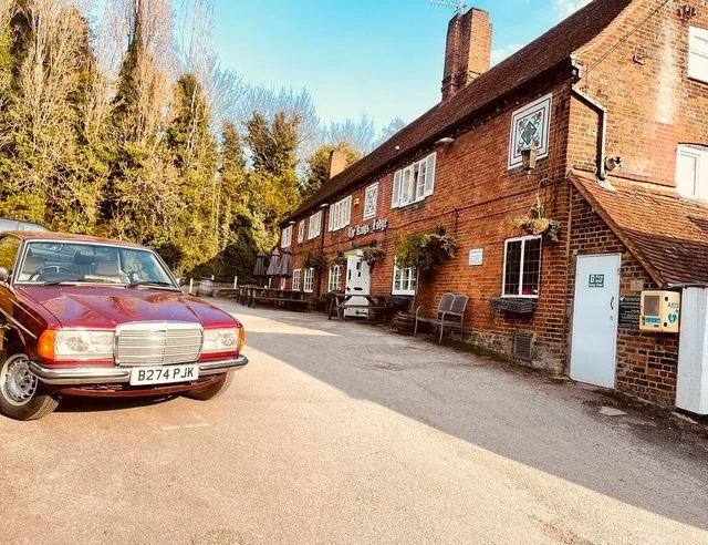 The Kings Lodge Hotel