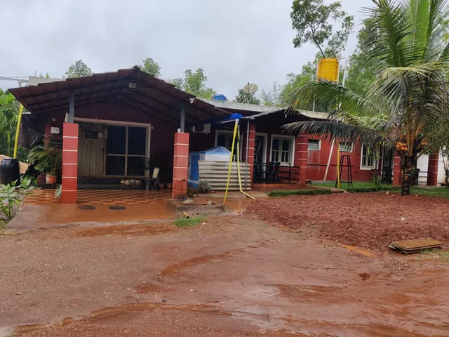 HOLIDAY VILLAGE RESIDENCY HOTEL