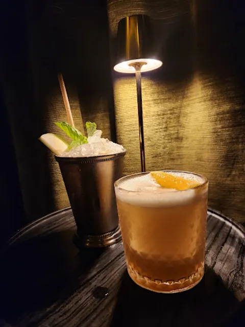 Green Lady Cocktail Room