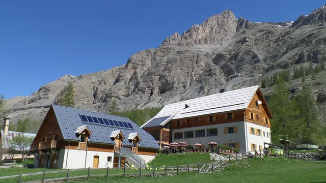 REFUGE - HOTEL DE BAYASSE