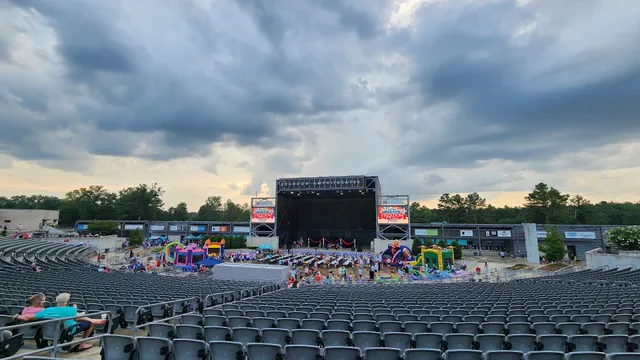 Brandon Amphitheater