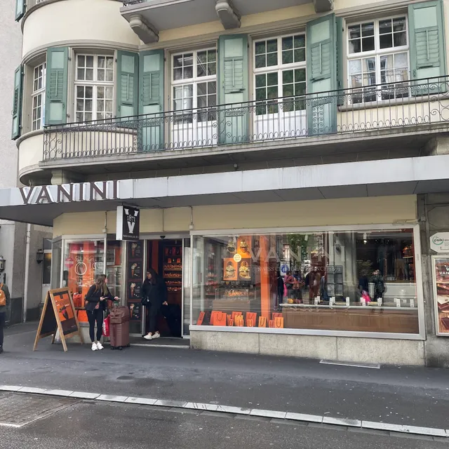 Vittorio Vanini - Swiss Chocolate since 1871