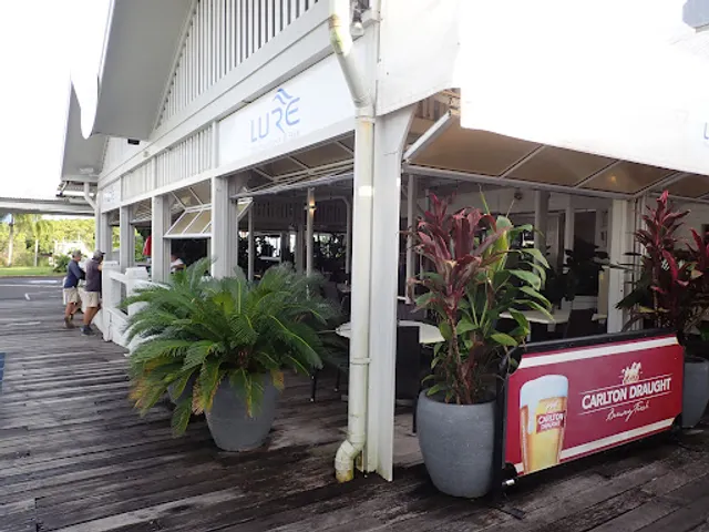 Lure Restaurant & Bar