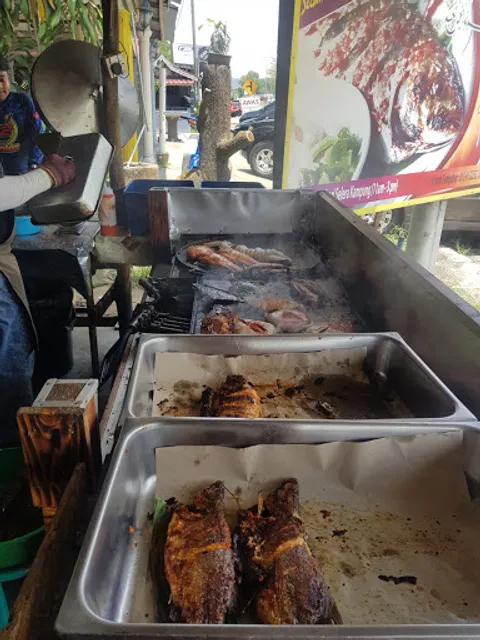 Warung Ikan Bakar Kak Cik