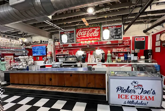 Picker Joe's Coffee & Vintage Soda Shop