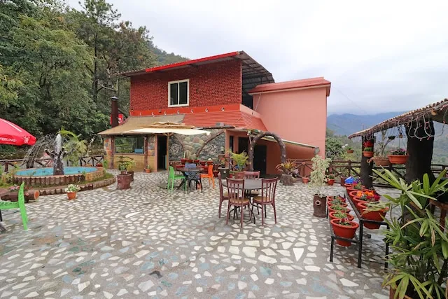 OYO 29523 Hotel Jordan & Restaurant