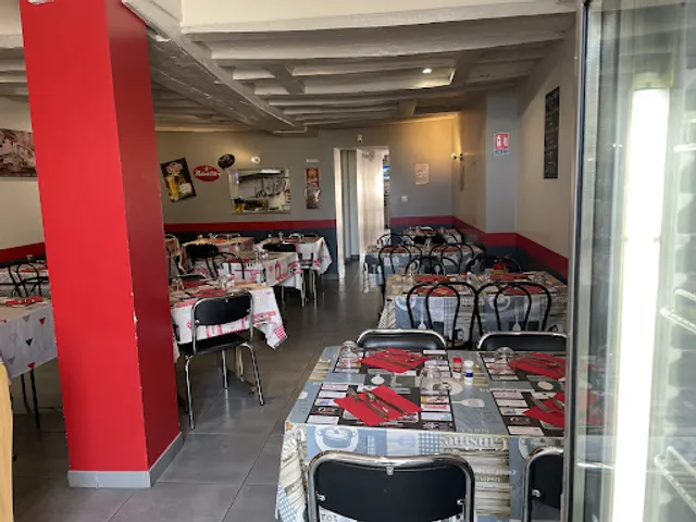 Le 44 Avenue Bar-Restaurant