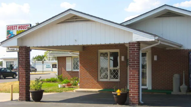 Luxury Inn & Suites Forrest City