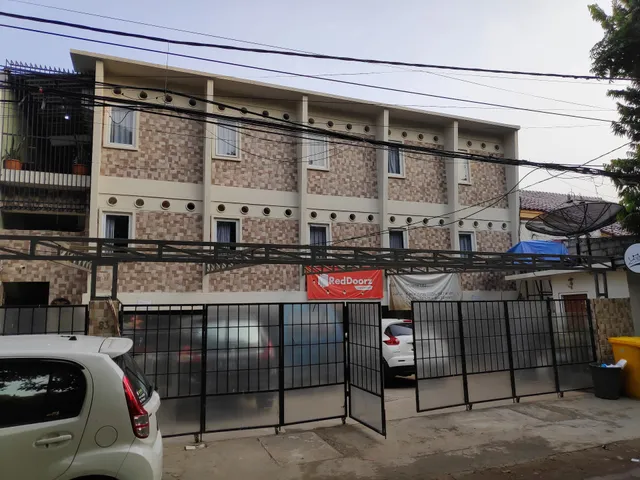 RedDoorz @ Panglima Polim 2