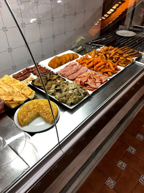 PAN-DULCES El Medieval CHARCUTERÍA.