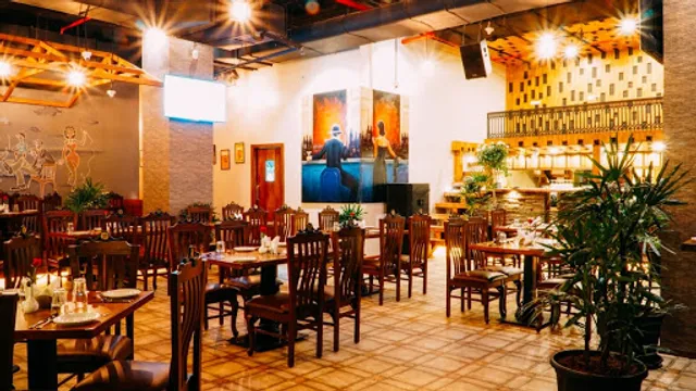 Cafe 1730, Kitchen & Bar