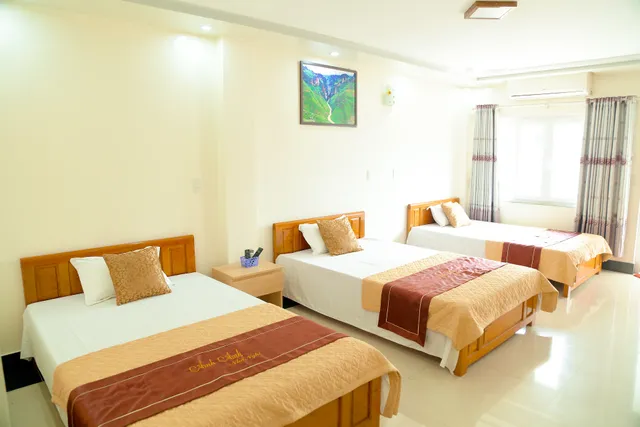 Anh Anh Motel / Massage Body & Massage Foot / Motor Bike Rental