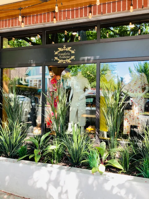 Jennyfer’s Boutique