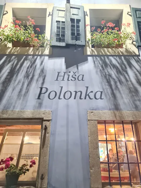 Hisa Polonka