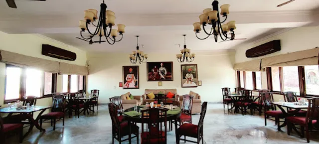 Bijolai Restaurant & Lounge