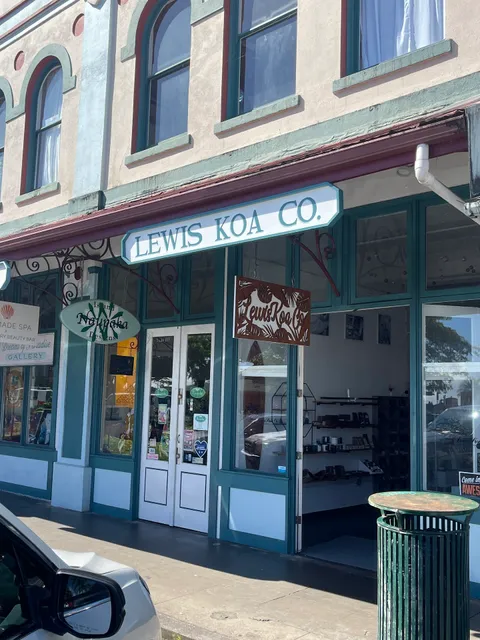 LewisKoa Co.