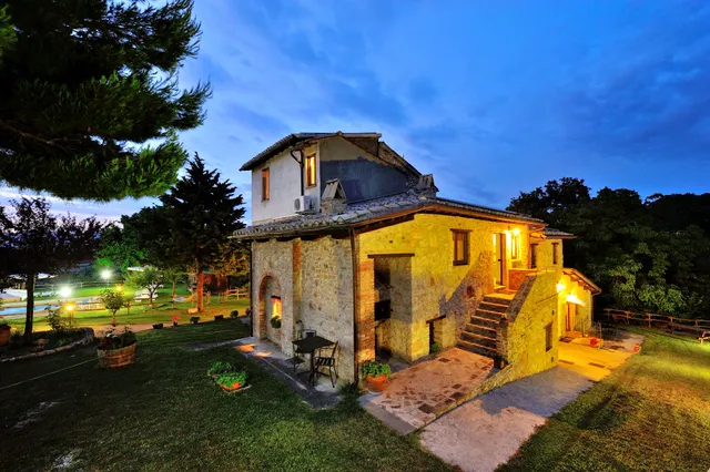 Agriturismo Fogliani, Location per feste, Piscina, Appartamenti per vacanze.