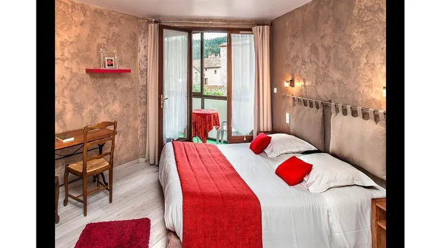 Logis Hôtel des Voyageurs