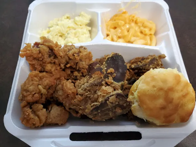 Lee's Famous Recipe Chicken