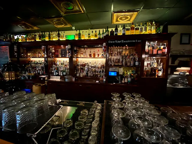 Seanachai Whiskey & Cocktail Bar