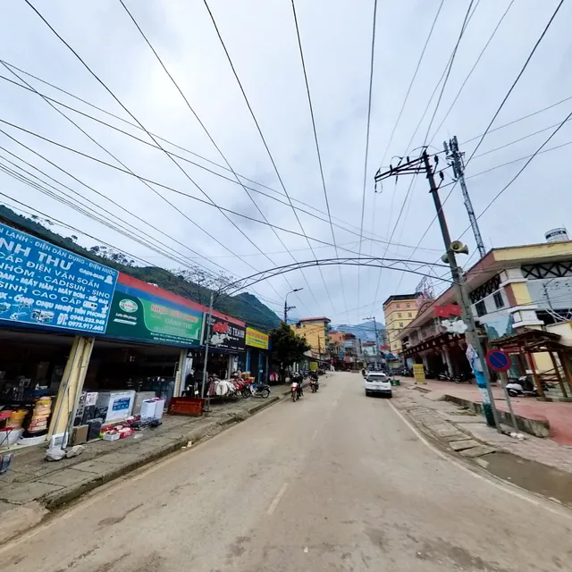 Cafe Phố Đá Mèo Vạc