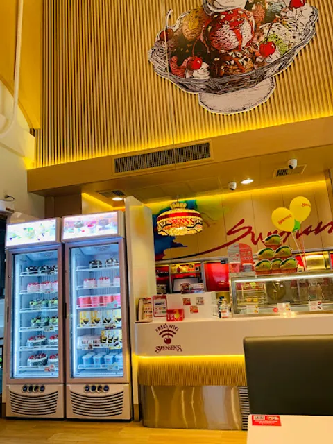 Swensen’s J-Park Sriracha