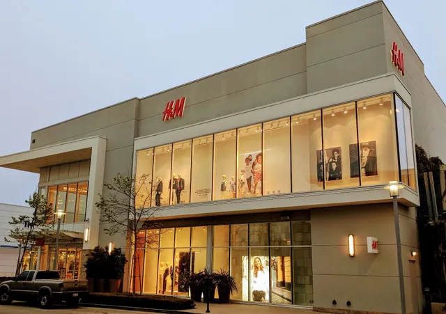H&M
