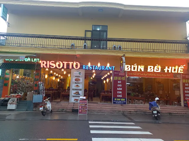 Bún Bò Huế Sen - Quán ăn sáng chất lượng tại Huế