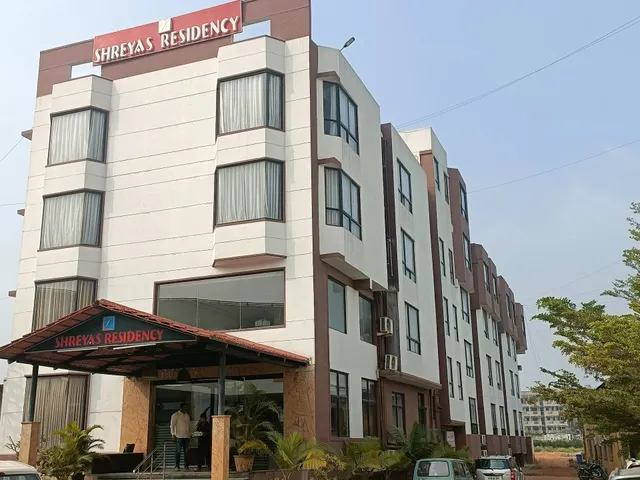 Shreyas Residency