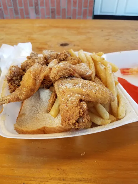 Pop's Steak, Fish & Chicken