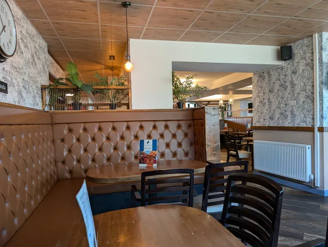 The Hungry Elephant Bar & Grill