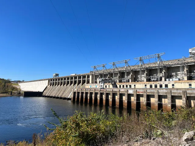Bagnell Dam
