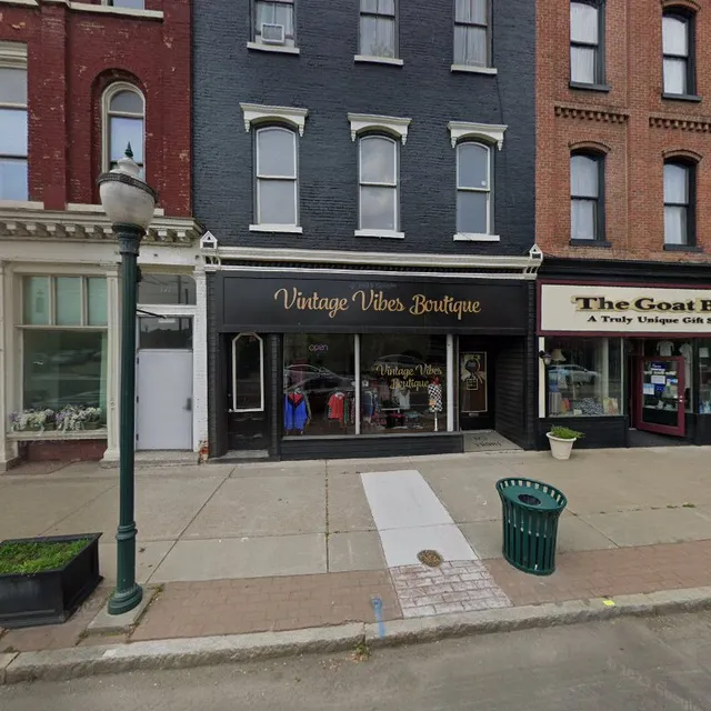 Villaggio Italian Market