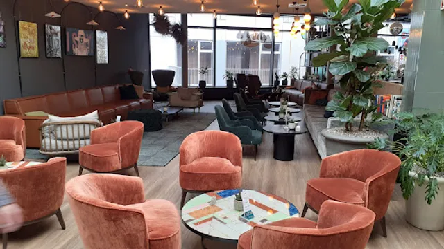 LÜTZE - Café & Bar im Hotel Berlin, Berlin