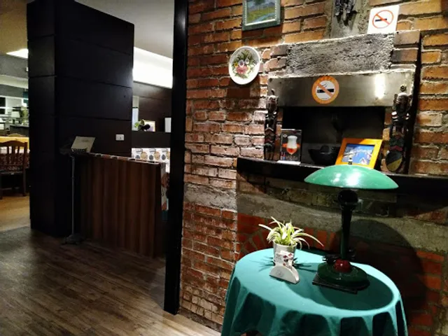 Mama Mi Ya Italian Restaurant