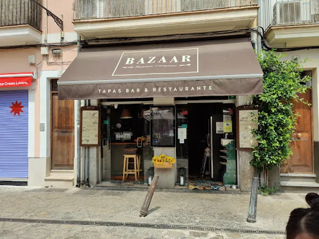 Bazaar Tapas Restaurante & Bar