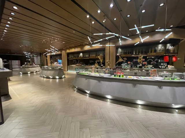 Courtyard By Marriott Zone Hotel